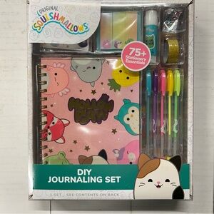 NIB NWT-ORIGINAL‎ SQUISHMALLOWS-
JOURNALING SET